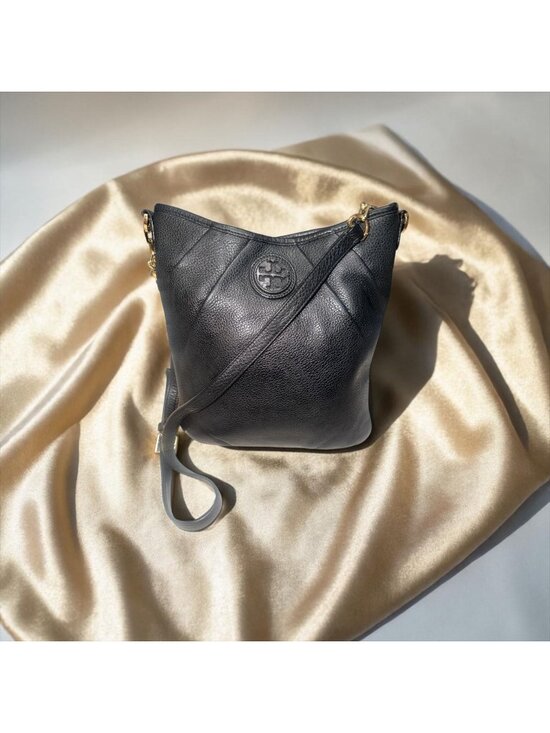 Tory Burch Handbags - Tory Burch Kolbe Swingpack 51149783 Black Pebbled Leather Brass Crossbody Bag